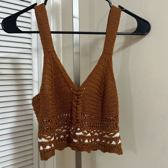 Crochet style tank - Picture 1 of 5